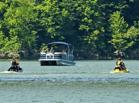 A Journey to Candlewood Lake, Ohio:Exploring Tranquility - Ohio ...