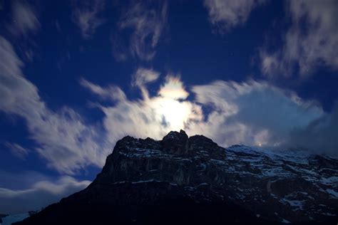 At night. Grindelwald, Switzerland. [2304x1536] [OC] : EarthPorn