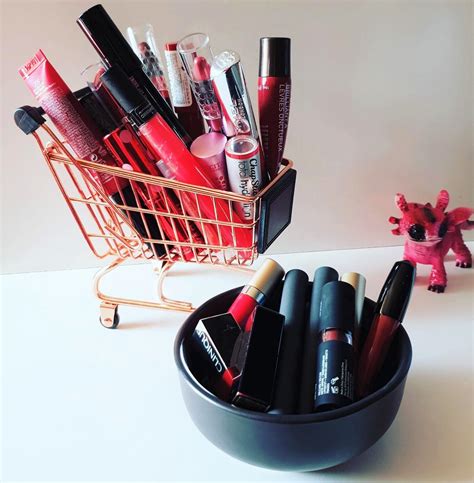 Beautifully Glossy: Red lipstick declutter