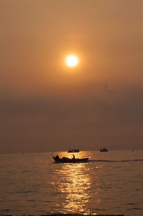 Free Images : beach, sunrise, ship, horizon, sun, sunset, sea, calm, afterglow, ocean, evening ...