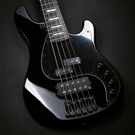 Sandberg VM5 Black High Gloss | Bass Buddha