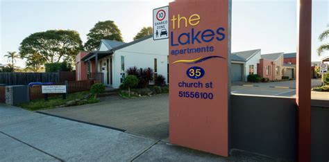 Complex Gallery | The Lakes Apartments