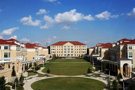 11 Reasons To Go To TCU | Campus visit, College campus, Tcu campus