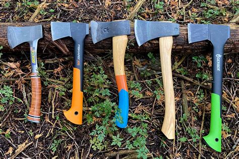 How to Choose a Hatchet for Camping | Axe & Tool