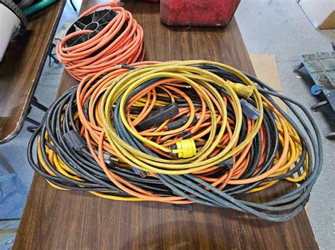 Assorted Extension Cords - Gavel Roads Online Auctions