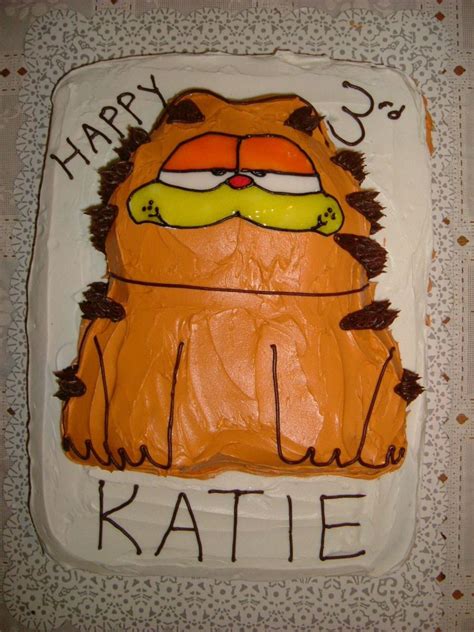 Garfield Cake - CakeCentral.com