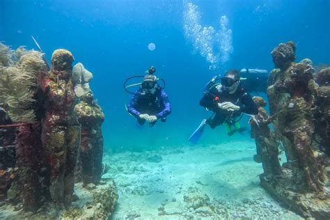 12 Things to KNOW Before Going Scuba Diving in Cancun