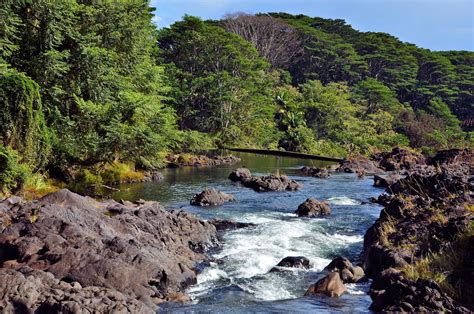 Wailuku River in Hilo, Island of Hawaii, Hawaii - Encircle Photos