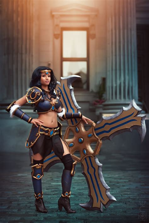 Meltingmirror's Sivir cosplay