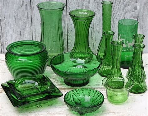 Antique Glassware Green - magdalena-encore