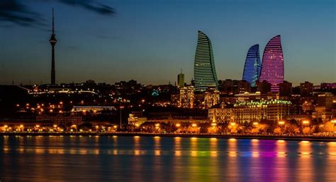 Night Baku Tour - Baku | FREETOUR.com