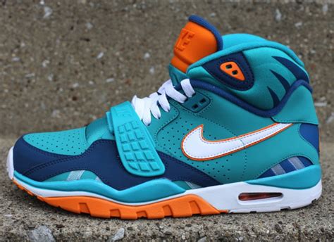 Nike Air Trainer SC II High QS NFL "Miami Dolphins" - SneakerNews.com