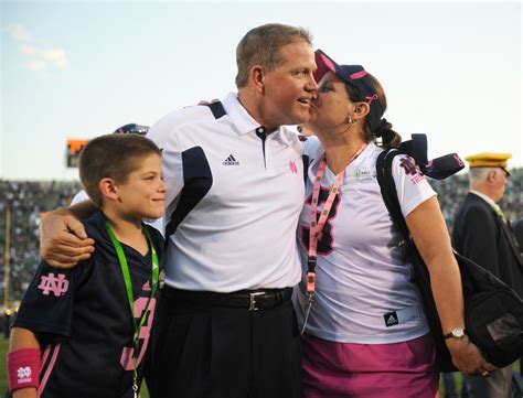 Wife of Notre Dame Coach Brian Kelly Faces Her Own Opponent - The New York Times