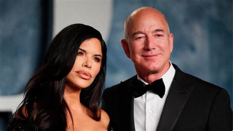 Jeff Bezos-Lauren Sanchez engaged? Sanchez's 20-carat diamond ring ...