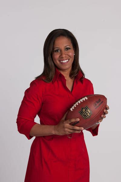 Lisa Salters breaks new ground on Monday Night Football sidelines ...