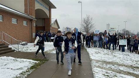 Dallas fans gather to send Mountaineers to state title game | Dallas Post