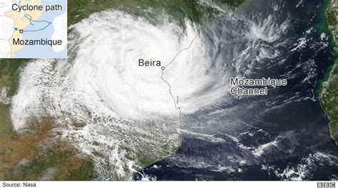 Cyclone Idai: How the storm tore into southern Africa - BBC News