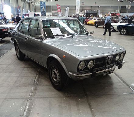 Alfa Romeo Alfetta 1972 - 1987 Sedan :: OUTSTANDING CARS