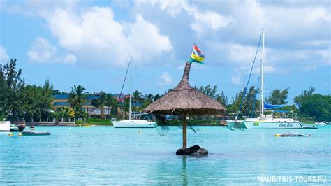 Grand Baie beach in Mauritius: in-depth review with photos, hotels ...