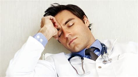 Surgeon performance unaffected by fatigue from overnight work: study ...