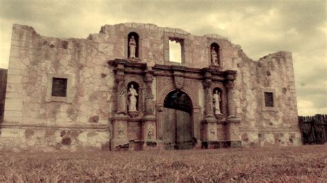 Watch Deconstructing History: Alamo Clip | HISTORY Channel