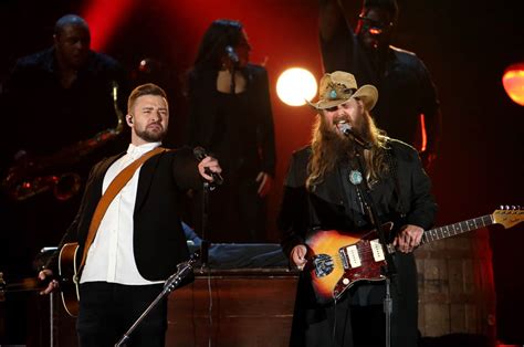 Justin Timberlake performs with Chris Stapleton at the CMA Awards ...