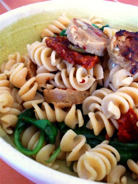 Julia's (Vegan) Kitchen: Italian-Inspired Rotelle with Sausage, Spinach ...