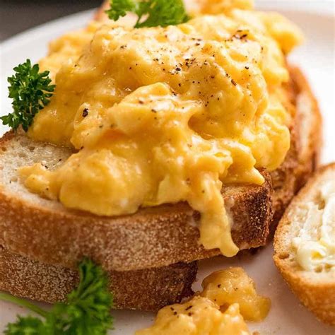 Scrambled Eggs - Yummy Recipe