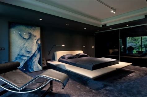 Bachelor Pad Bedroom 12 - Bachelor On A Budget