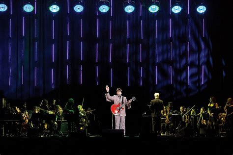 Holograms take the mic as concerts step into the future - CSMonitor.com