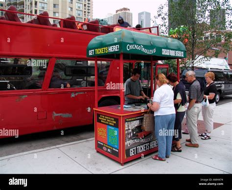 Open top bus tour ticket booth Chicago River North Illinois USA Stock Photo - Alamy