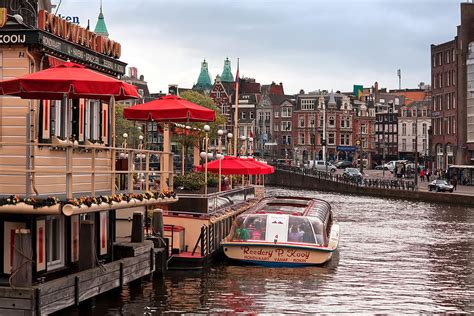 River Amstel Amsterdam Photograph by Shirley Mitchell - Fine Art America