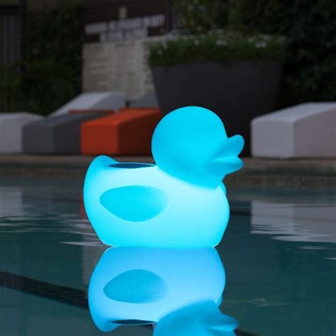 Glowing Waterproof Rechargeable Bluetooth Duck Pool Floating Speaker ...