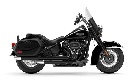 Harley Davidson Heritage Sftail Classic 114 (Black Finish) (2023) | Moto | Cruiser - Andar de Moto