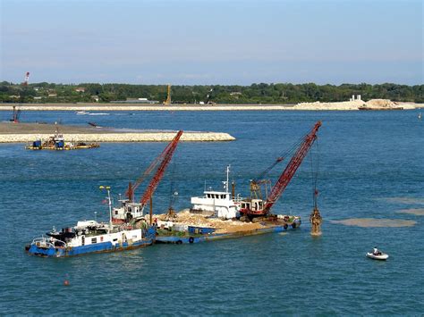 Venice Flood Gates | Flood Gates being built to protect Veni… | Flickr