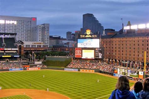 Hit a Home Run with Baltimore Orioles Tickets