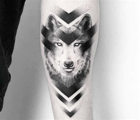 Robert Pavez | Tattoo artist | World Tattoo Gallery