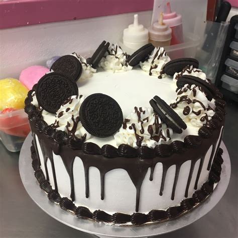 Baskin Robbins Oreo Ice Cream Cake!! | Baskin robbins ice cream cake, Ice cream birthday cake ...