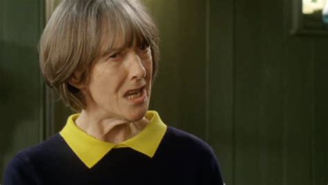 » Doc Martin’s Eileen Atkins Wishes Aunt Ruth Was Ruder