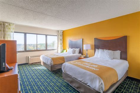 Days Inn by Wyndham Absecon Atlantic City Area Absecon, New Jersey, US ...