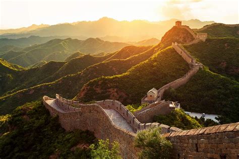 The Great Wall of China at sunset | Insight Guides Blog