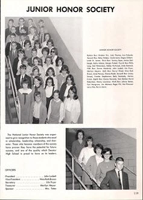 Decatur High School - Golden Memories Yearbook (Decatur, AL), Class of 1966, Page 121 of 264