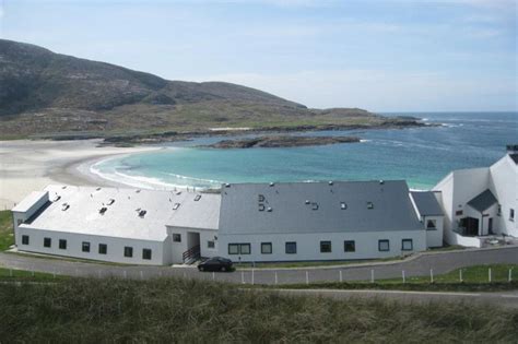 The Isle of Barra Beach Hotel enjoys a spectacular location overlooking ...