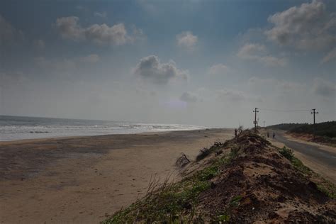 Beach Near Konark – Looking South | Observatorio de la Ballona