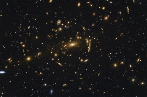 Astronomers discover new law of galaxy cluster evolution - UPI.com