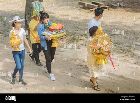 RATCHABURI-Thailand, April 14 : Ordination ceremony parade in buddhist ...