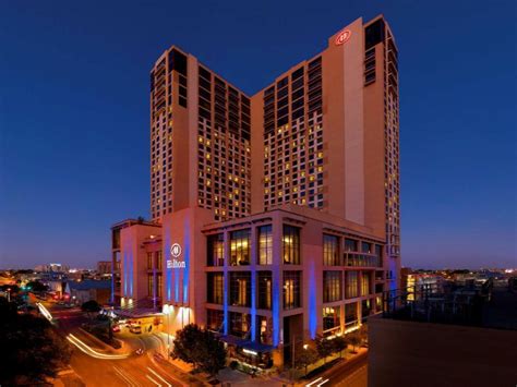 Hilton Austin Hotel (Austin (TX)) - Deals, Photos & Reviews