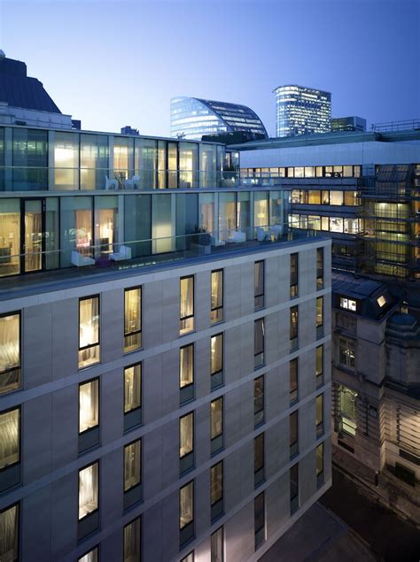 16 Best Hotels With Balconies In London - Updated 2023 | Trip101