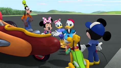 Mickey and the Roadster Racers Season 2 Episode 15 – Stop That Heist! / Lights, Camera, HELP ...