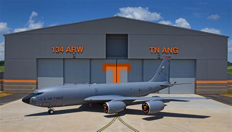 134th Air Refueling Wing opens $31 million hangar, vies for next-gen tanker > 134th Air ...